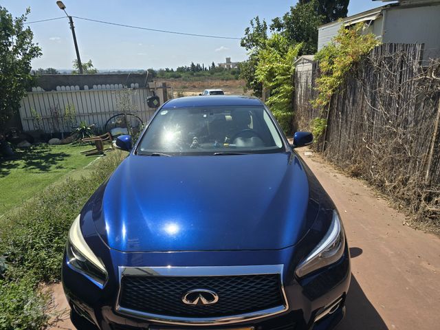 אינפיניטי Q50