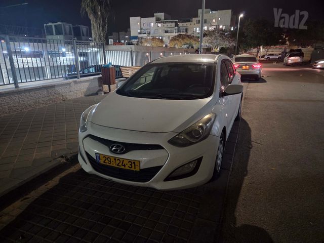 יונדאי i30