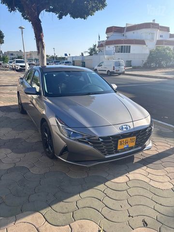 יונדאי אלנטרה