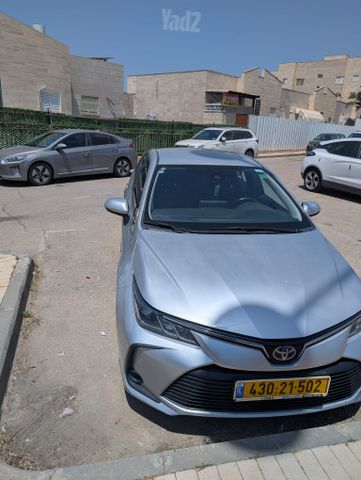טויוטה קורולה