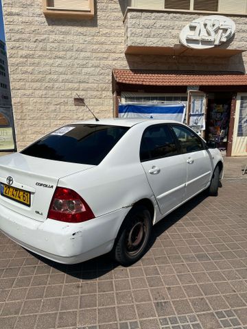 טויוטה קורולה