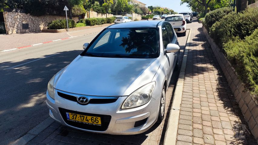 יונדאי i30