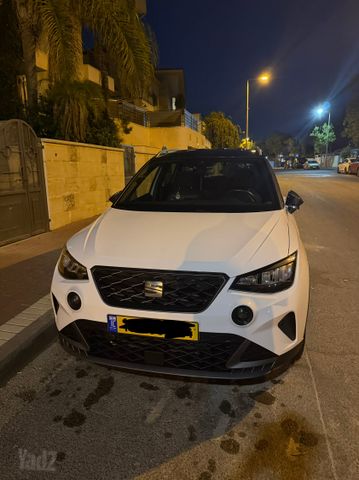 סיאט ארונה