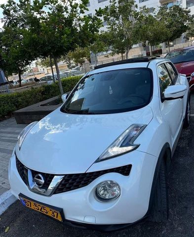 ניסאן ג'וק