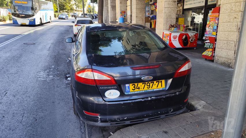 פורד מונדאו