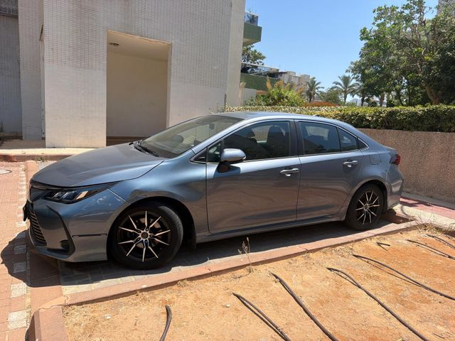 טויוטה קורולה