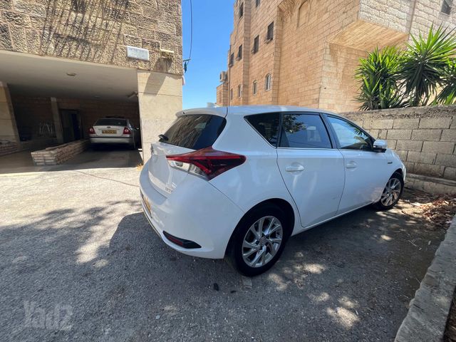 טויוטה אוריס