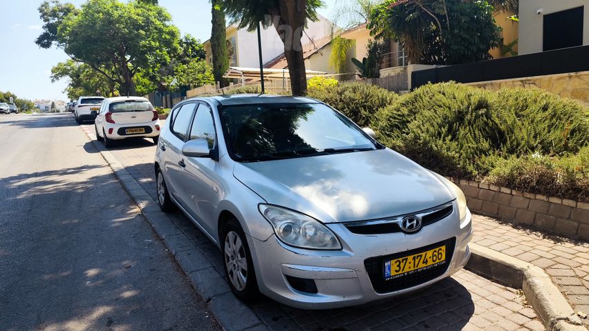יונדאי i30