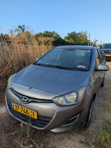 יונדאי i20