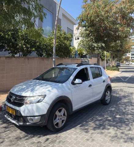 דאצ'יה סנדרו