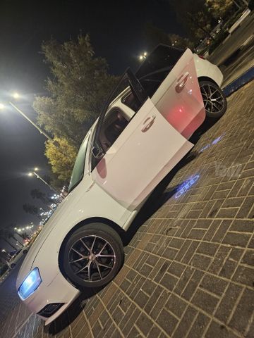 אאודי A4