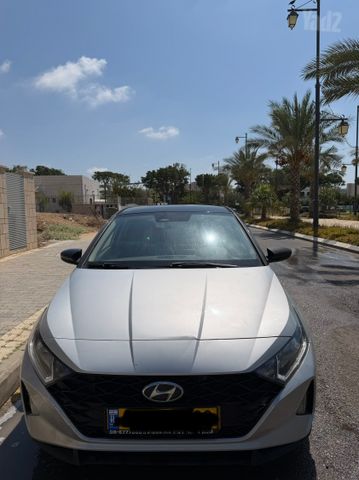 יונדאי i20