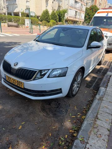 סקודה אוקטביה