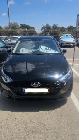 מודעת רכב יונדאי i20