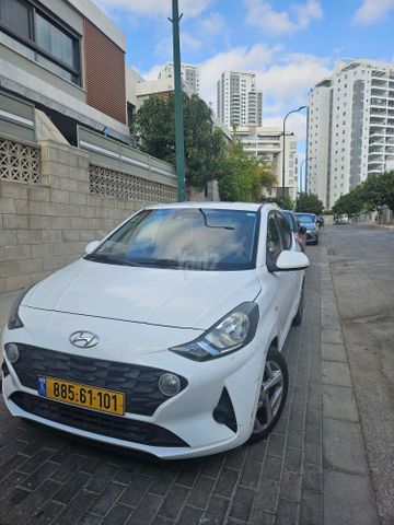יונדאי i10