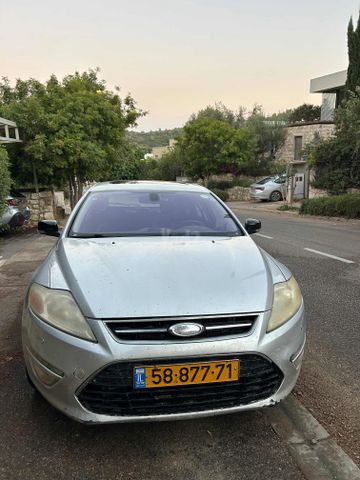 פורד מונדאו