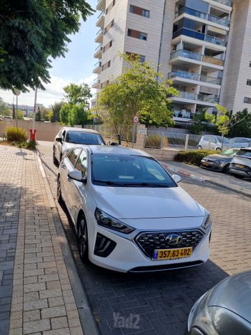 יונדאי איוניק