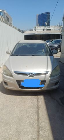 יונדאי i30