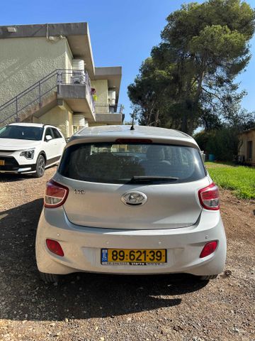 יונדאי i10