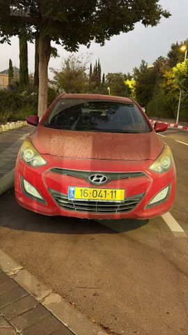 יונדאי i30