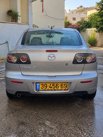 מאזדה 3