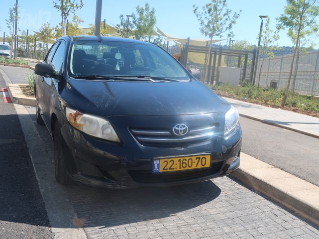 טויוטה קורולה