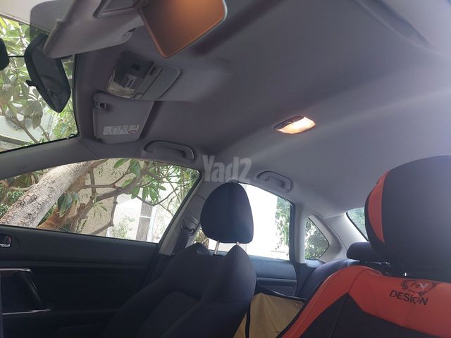 סובארו B4/לגאסי