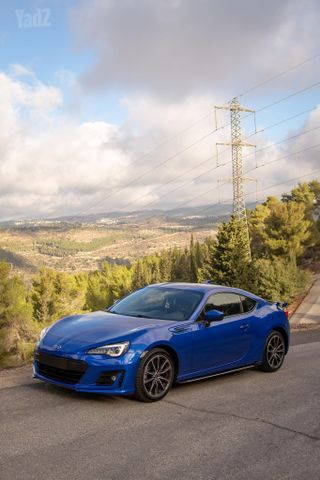 סובארו BRZ