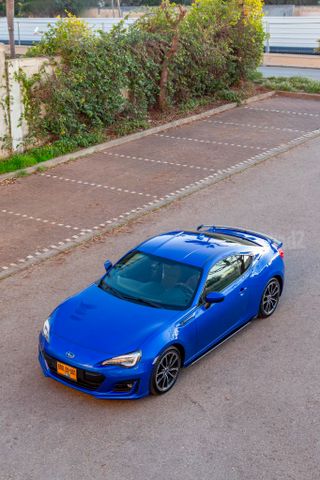 סובארו BRZ