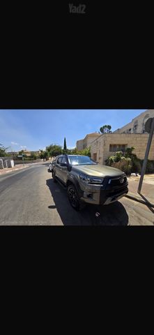 טויוטה היילקס