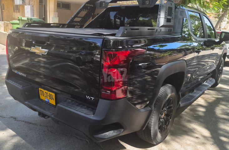 מודעת רכב שברולט סילברדו EV