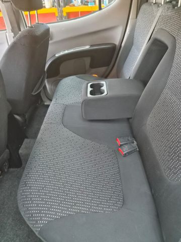 מיצובישי טרייטון / L200