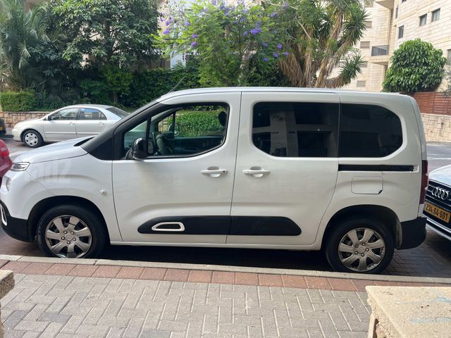 מודעת רכב סיטרואן ברלינגו