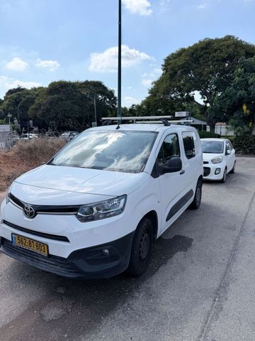 מודעת רכב טויוטה פרואייס סיטי