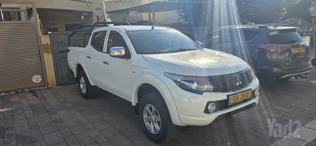 מודעת רכב מיצובישי טרייטון / L200