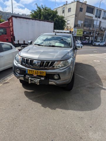 מיצובישי טרייטון / L200