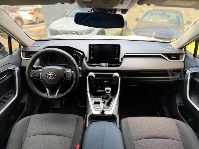 טויוטה RAV4