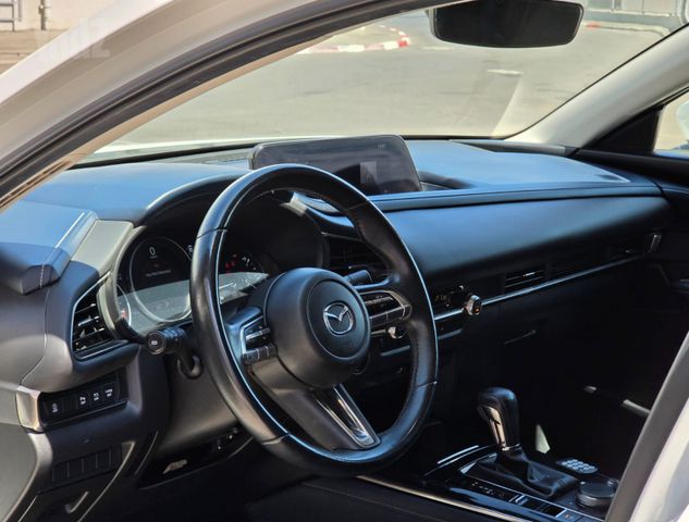מאזדה CX-30