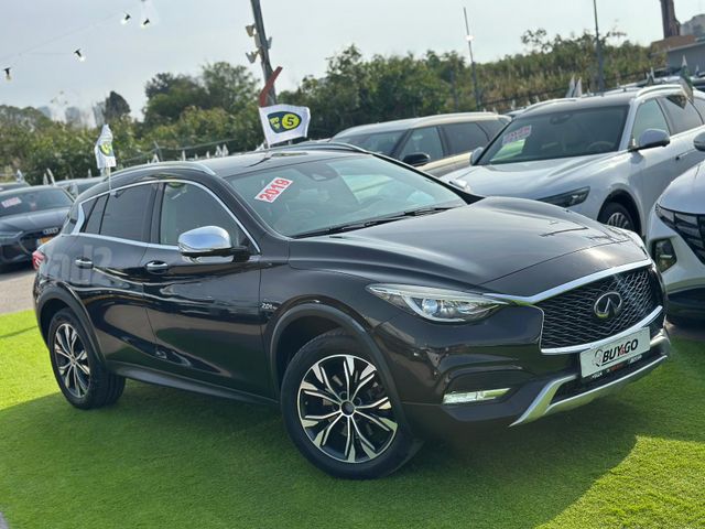 אינפיניטי QX30