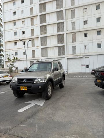 מודעת רכב מיצובישי פג'רו