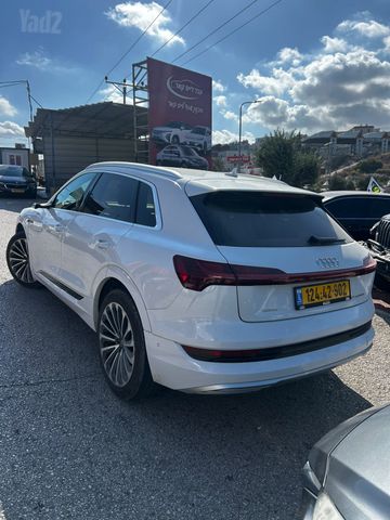 אאודי E-tron