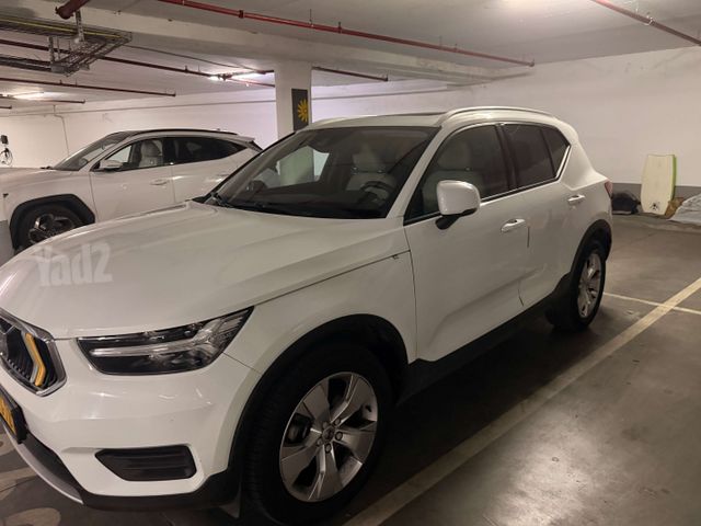 וולוו XC40