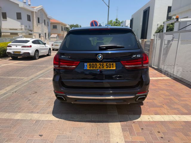ב מ וו X5