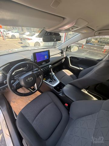 טויוטה RAV4