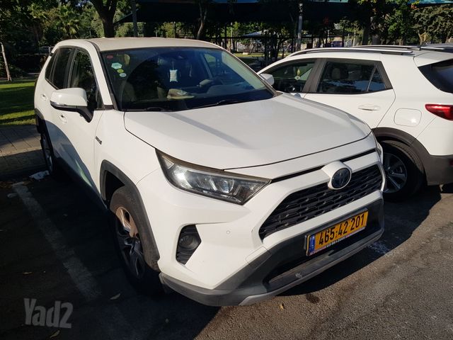 מודעת רכב טויוטה RAV4