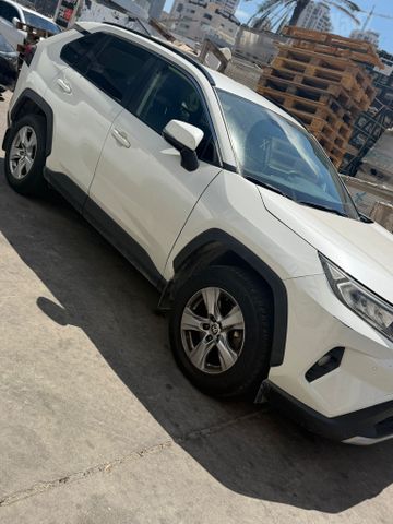 מודעת רכב טויוטה RAV4