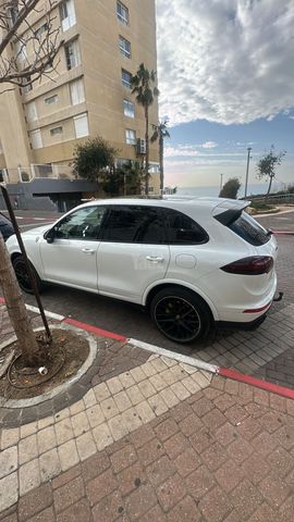 מודעת רכב פורשה קאיין