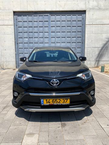 טויוטה RAV4