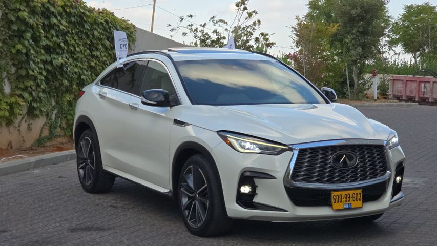 אינפיניטי QX55