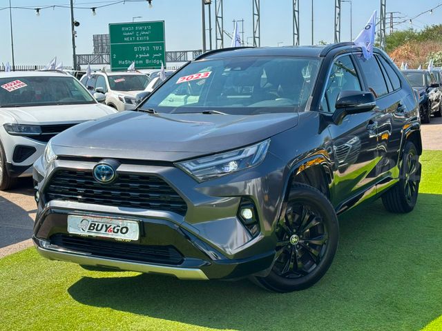 טויוטה RAV4